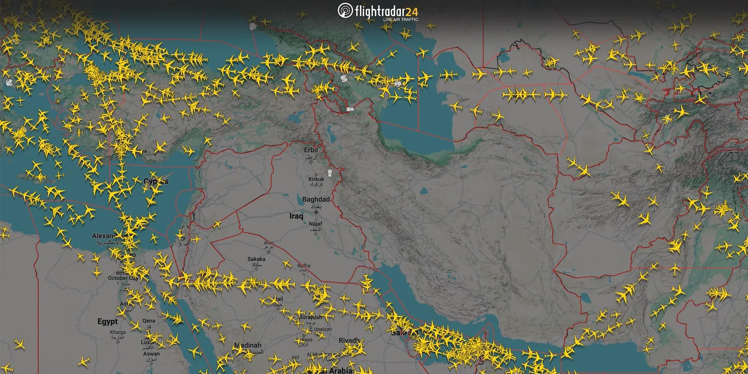Flightradar24 Crashes Amid Middle East Airspace Closures: Travel Disruption Update