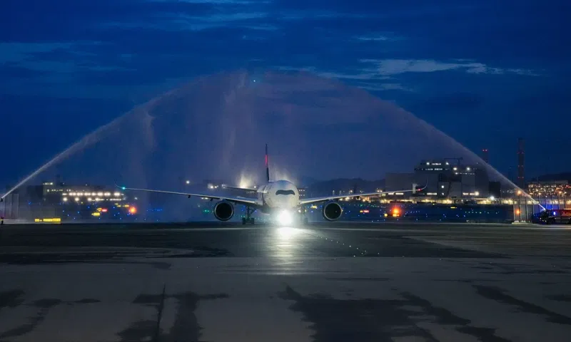 Delta Launches LAX-Hong Kong Nonstop Flights, Returns After 7-Year Hiatus