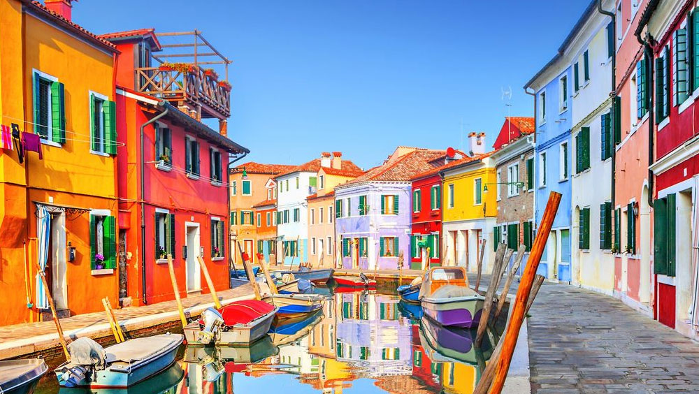 5 Small Towns to Visit In Europe Before You Die