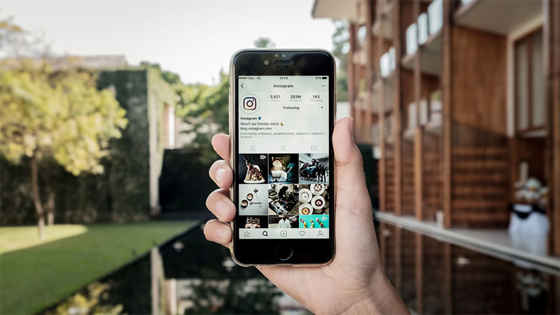 Follow Hotels On Social Media