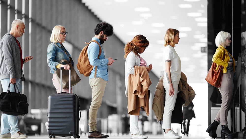 How to Handle Flight Disruptions and Delays