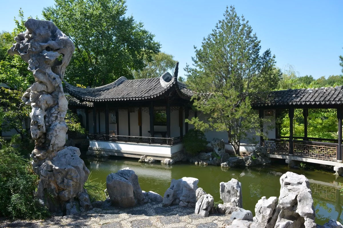 Snug Harbor Cultural Center Botanical Garden
