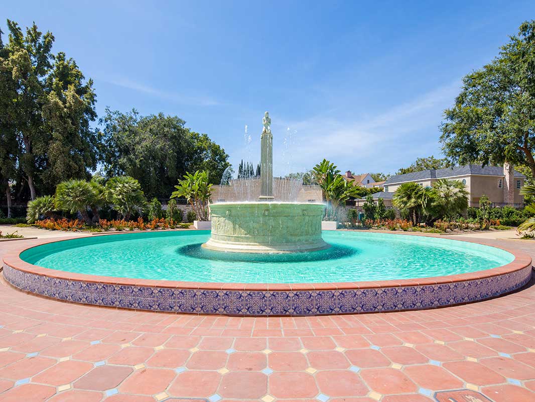 portfolio_waterfeature_Beverly_Gardens