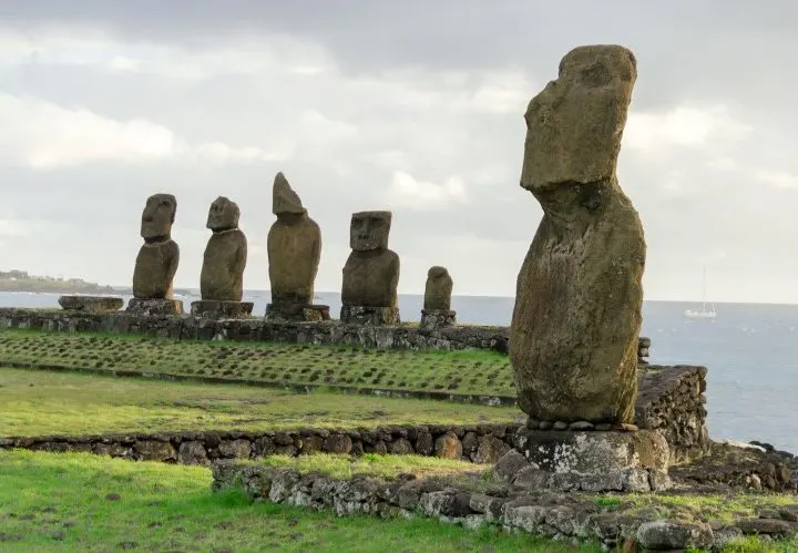 1766157800690_visit easter island chile 25 720x499