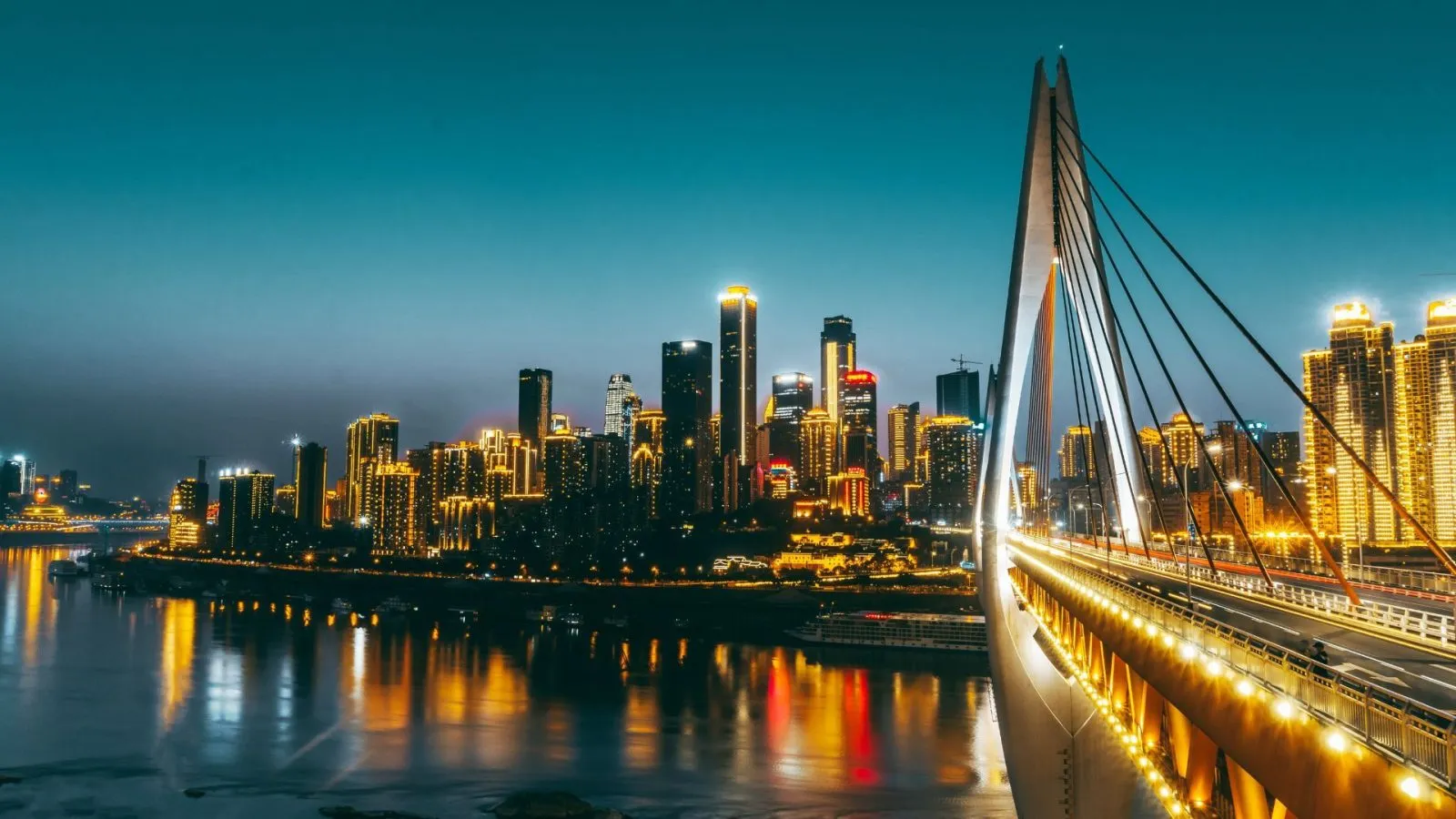 Chongqing Travel Guide 2026: Why China's Cyberpunk City Is Trending