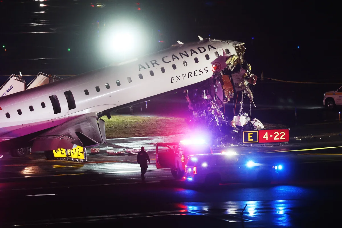 1774449699725_laguardia crash