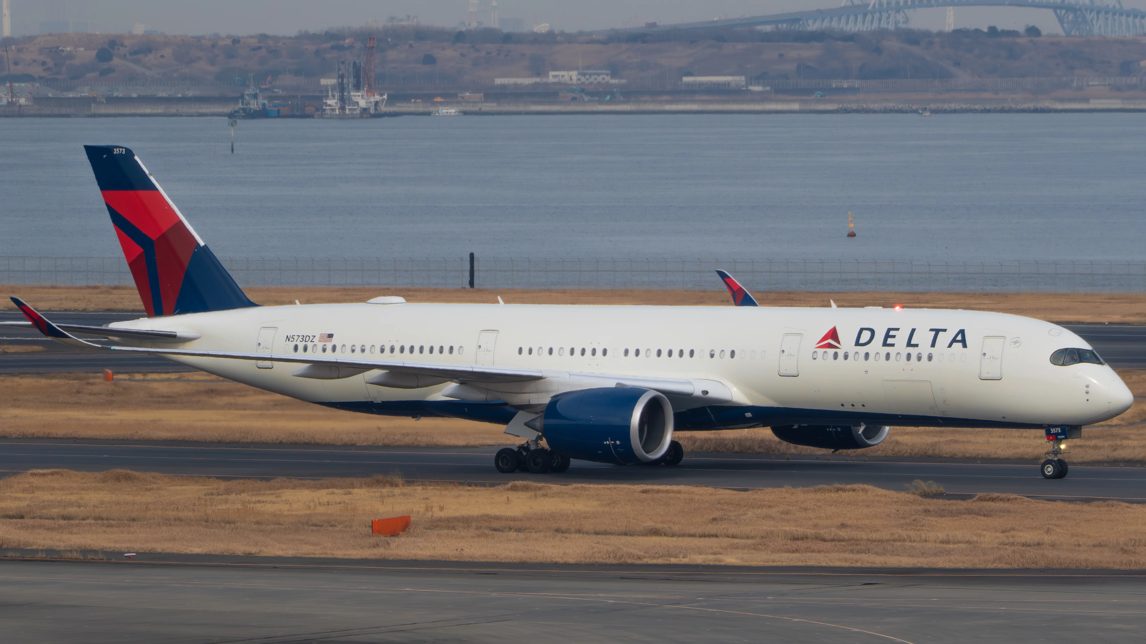 1781014276836_Delta Air Lines A350 900