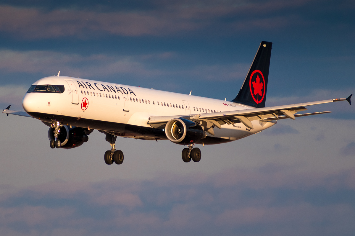 1792853307894_Air_Canada_A321_ New_Livery 